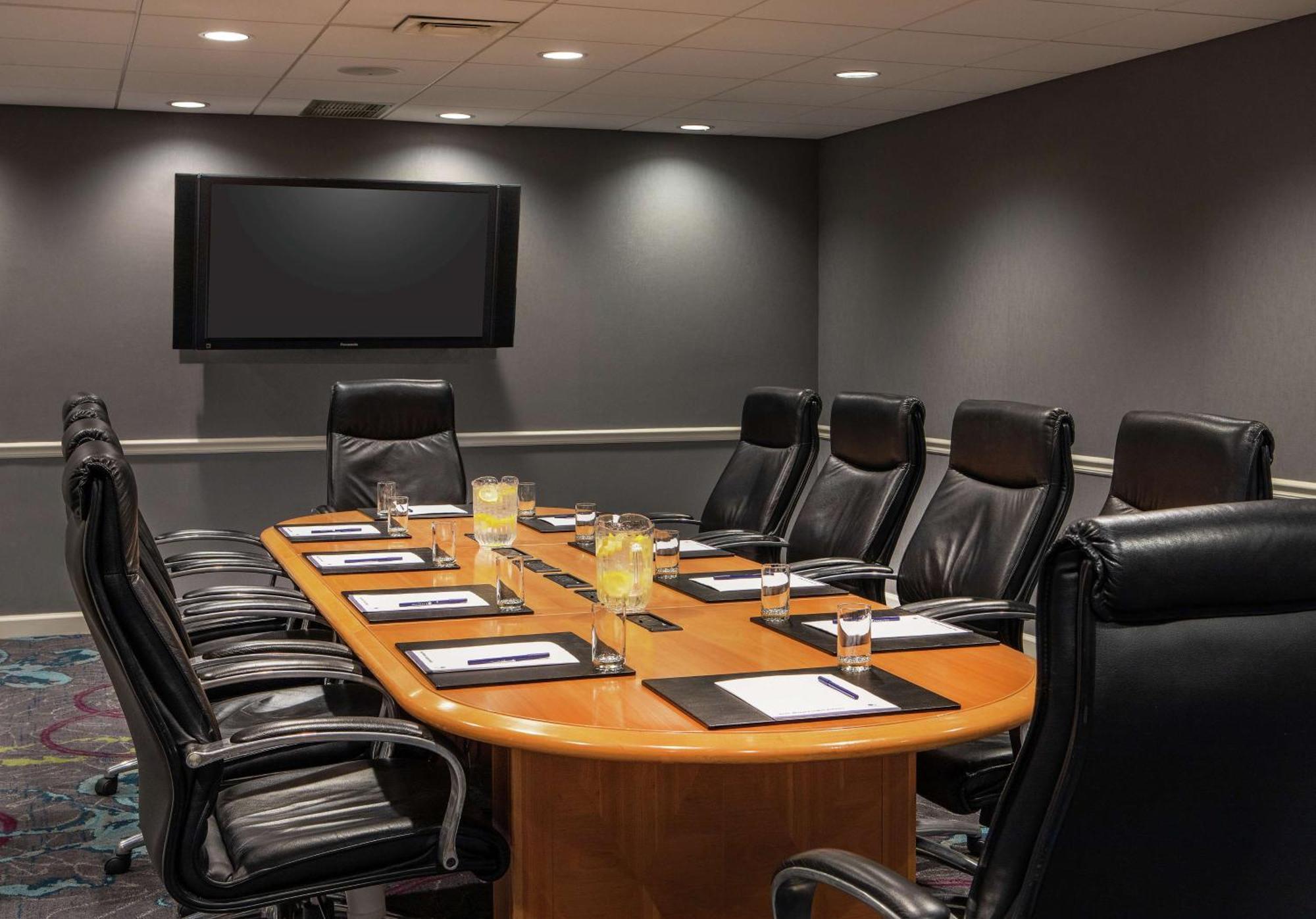 מלון Doubletree By Hilton קולומביה מראה חיצוני תמונה