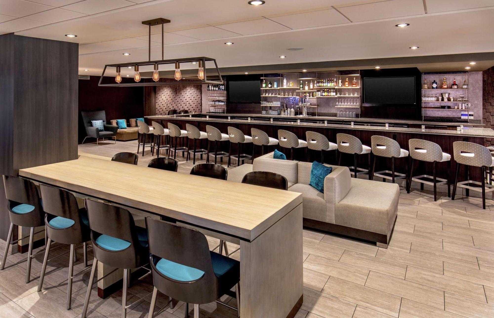 מלון Doubletree By Hilton קולומביה מראה חיצוני תמונה
